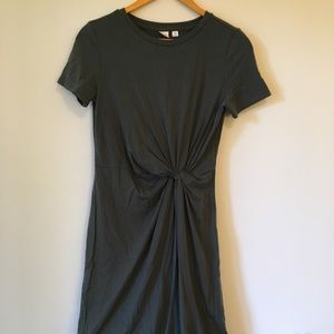 Gap cotton blend T-shirt dress XS • army green